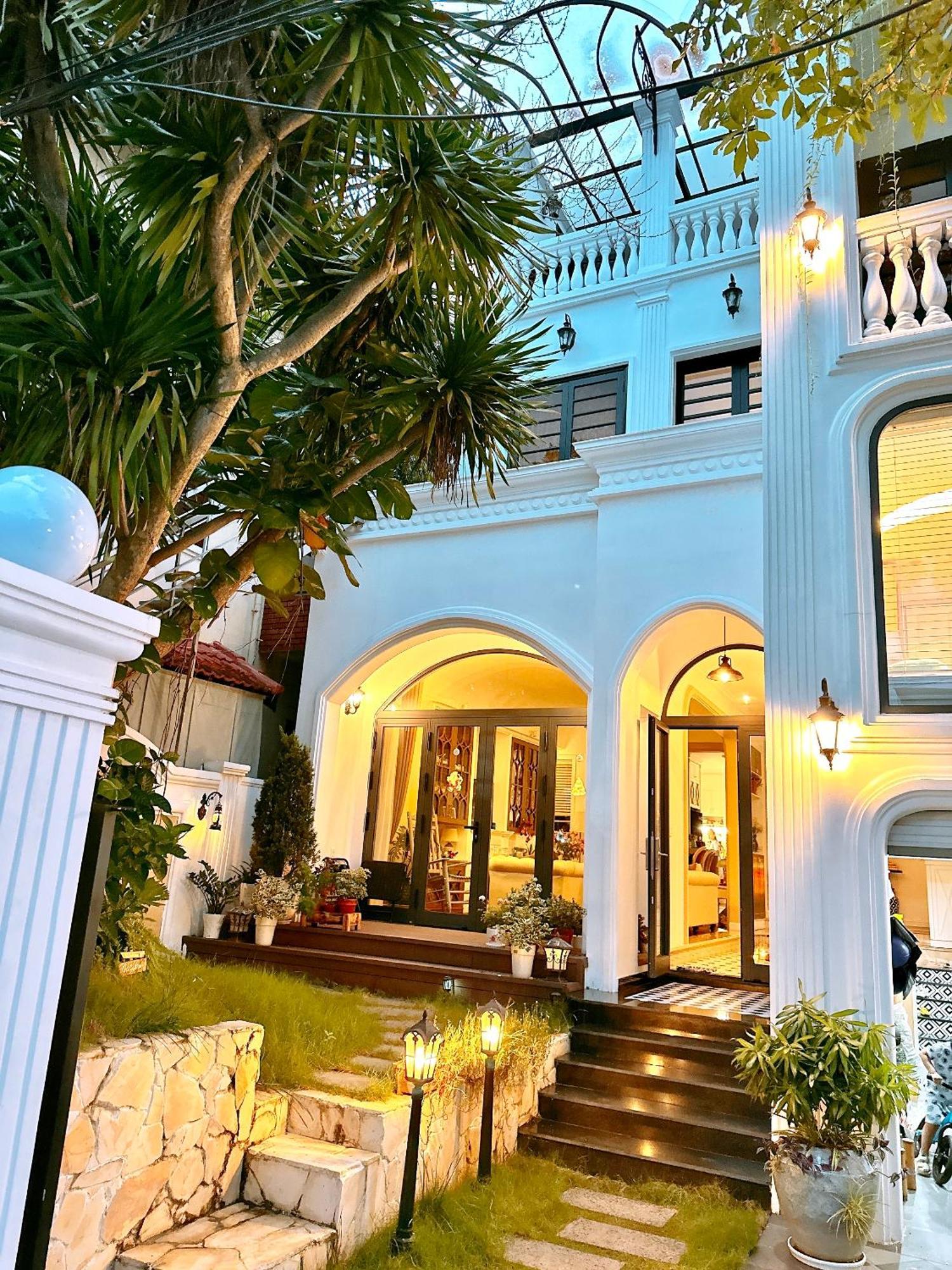 Moon Homestay Thon Kim Long Екстер'єр фото