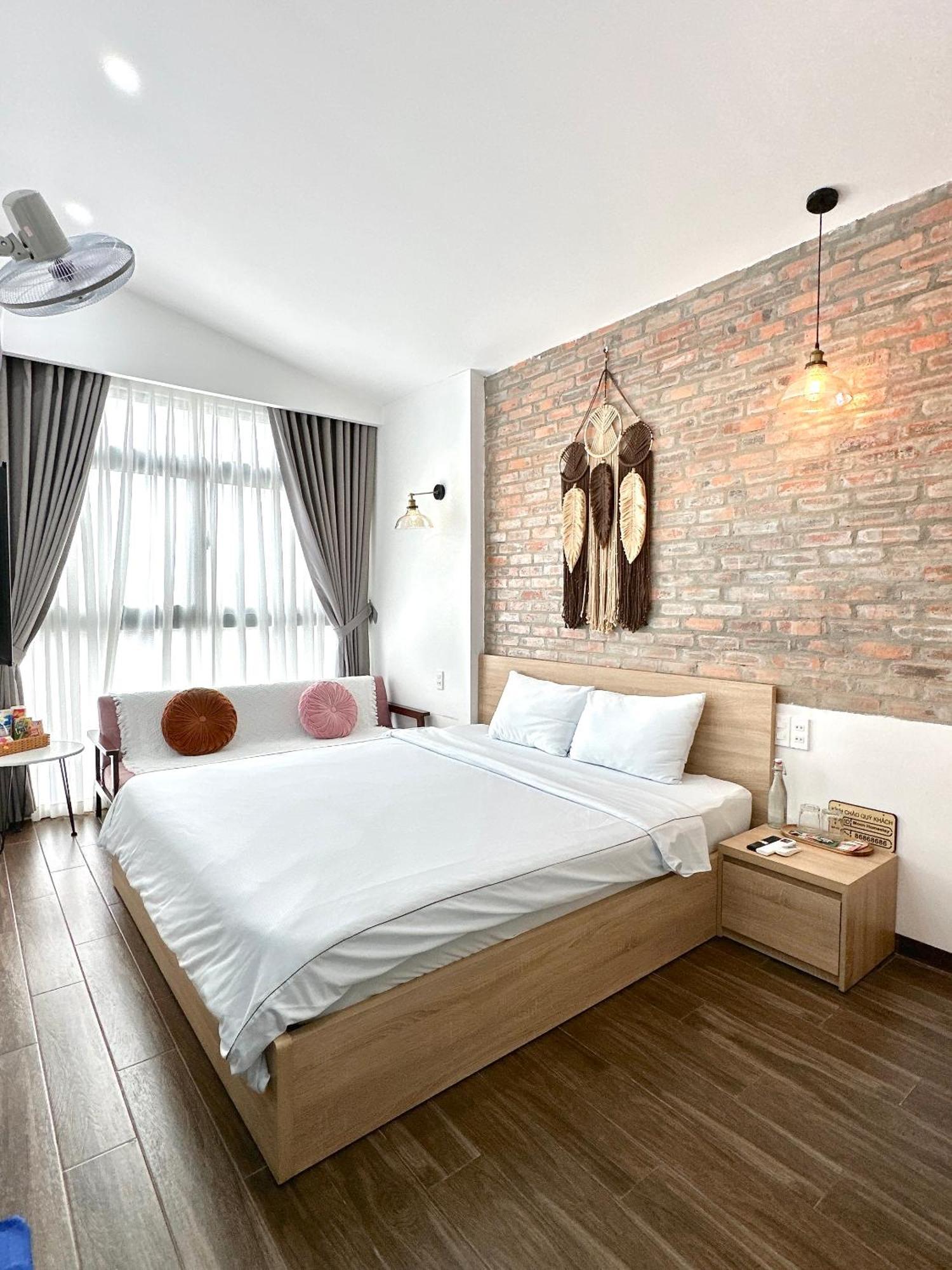 Moon Homestay Thon Kim Long Екстер'єр фото